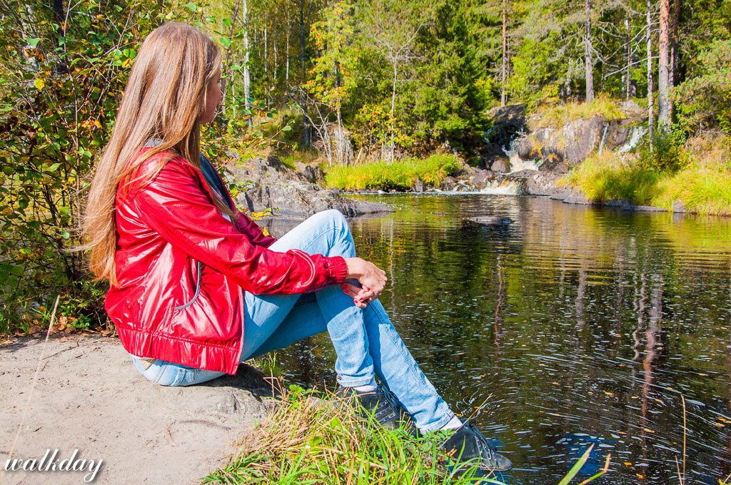 Шум воды и красота окружающей природы просто завораживают… Водопад Ахвенкоски на Реке Тохмайоки, Карелия.