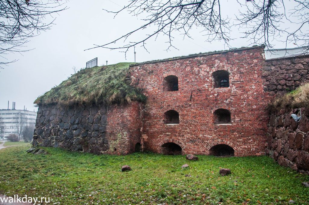 Бастион Панцерлакс в Выборге. Бастион Панцерлакс в Выборге.