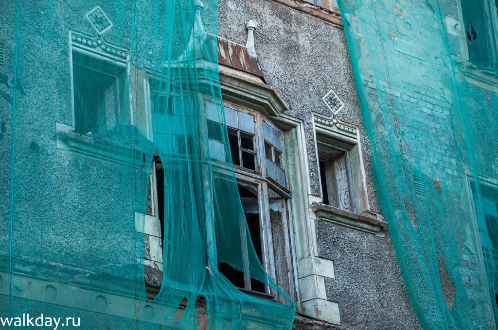 Оформление окон в доме Говинга в Выборге. Окна в Доме Говинга в Выборге