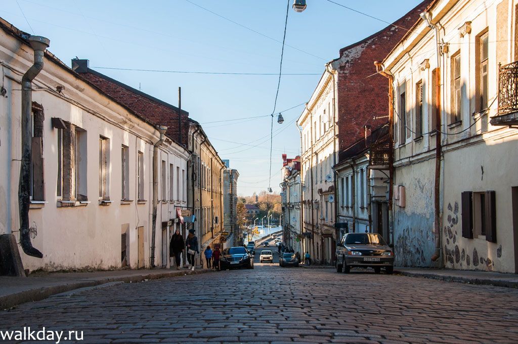 Крепостная улица в Старом городе Выборга. Крепостная улица в Выборге