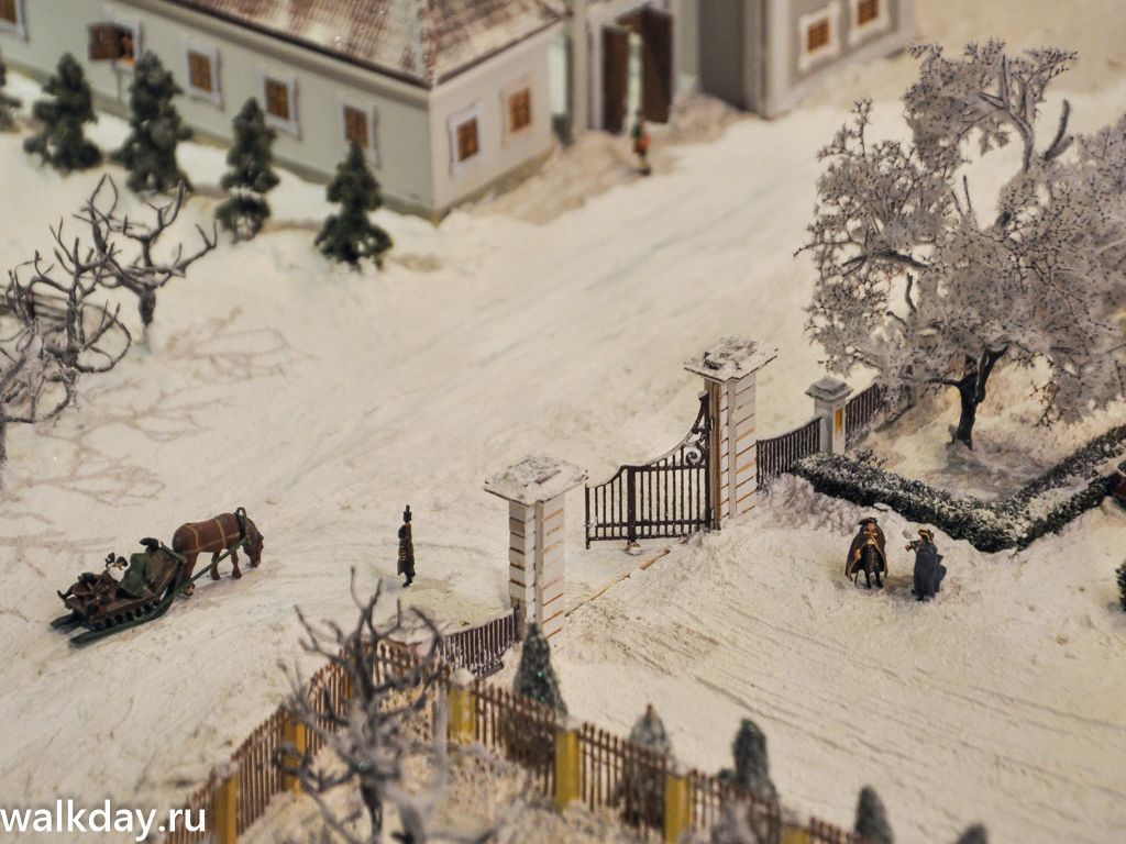 Тишина и спокойствие замерзших улиц двухвековой давности. Ни машин, ни суеты, ни шума. Тишина и спокойствие замерзших улиц двухвековой давности. Ни машин, ни суеты, ни шума.